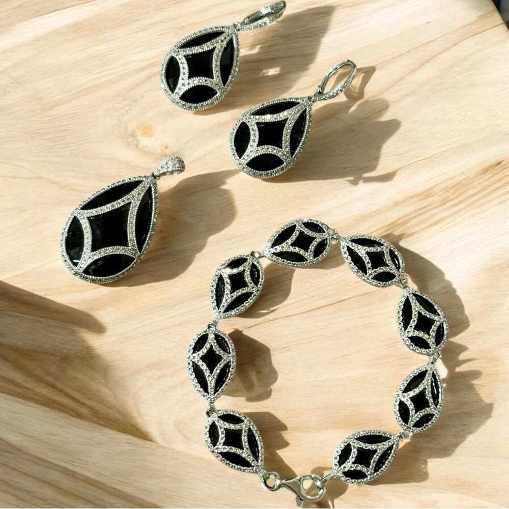 🌟 Onyx Pendant Necklace, Bracelet, & Earring Set in Sterling Silver 🌟